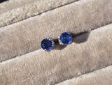 14k white gold blue sapphire scroll stud earrings