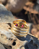 9ct gold diamond & garnet wide 🐍 snake estate ring band - size 10.5