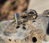 14k gold two tone peridot and diamond estate ring
