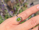14k gold two tone peridot and diamond estate ring