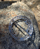 14k white gold Deco c.1920's diamond filigree bow brooch pin