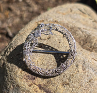 14k white gold Deco c.1920's diamond filigree bow brooch pin