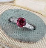 Vintage engraved c.20s solitaire Spinel Ring