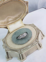 18k white gold Art Deco c.20s ring
