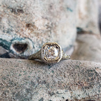 18k white gold c.1920s filigree diamond Engagement solitaire Ring