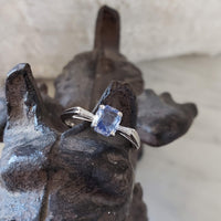 14k white gold vintage blue sapphire Retro ring