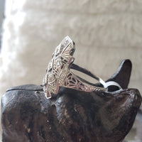 18k gold white gold c.1920s filigree diamond glove Ring