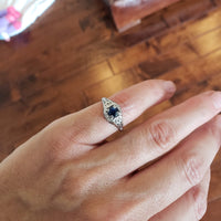 18k white gold blue sapphire c.20s filigree Ring