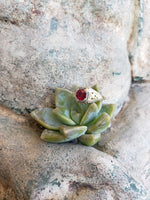 18k gold two tone vintage Deco Ruby filigree ring