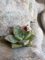 18k gold two tone vintage Deco Ruby filigree ring