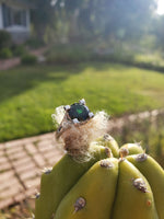 Platinum Tzavorite green Garnet & diamond estate Ring