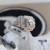 Platinum Art Deco c.1920s diamond engagement Ring