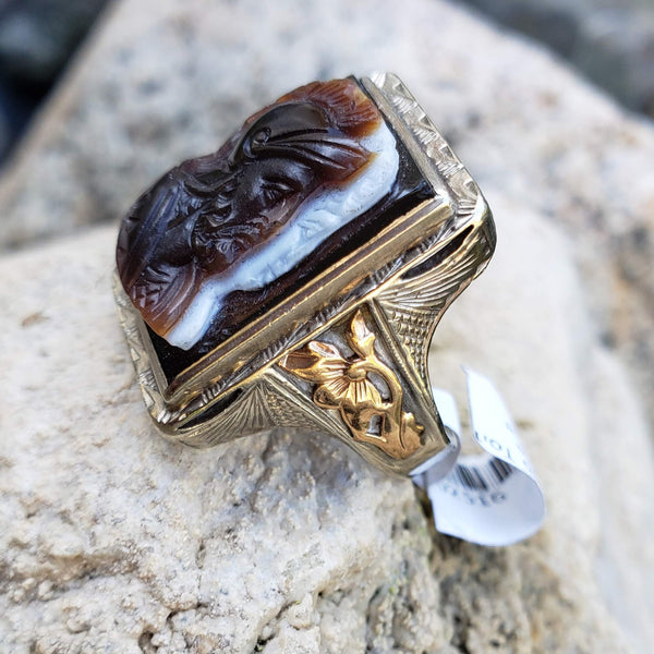 10k gold two tone Deco carved agate trojan warrior estate men's ring