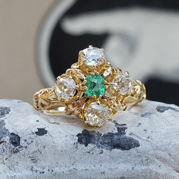 18k gold Emerald & old mine cut Diamond estate Victorian ring
