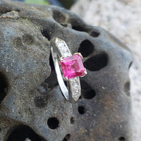 Palladium pink Tourmaline & Diamond estate Ring