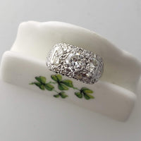 Platinum Art Deco c.20s - 30s 21 diamond antique ring