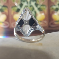14k white gold c.20s filigree Deco diamond black onyx & quartz Ring