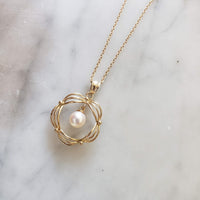 14k gold pearl necklace pendant