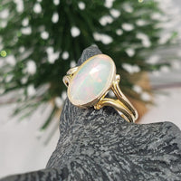 10k yellow gold opal Deco ring