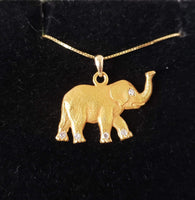 10k yellow gold diamond elephant pendant necklace 1947