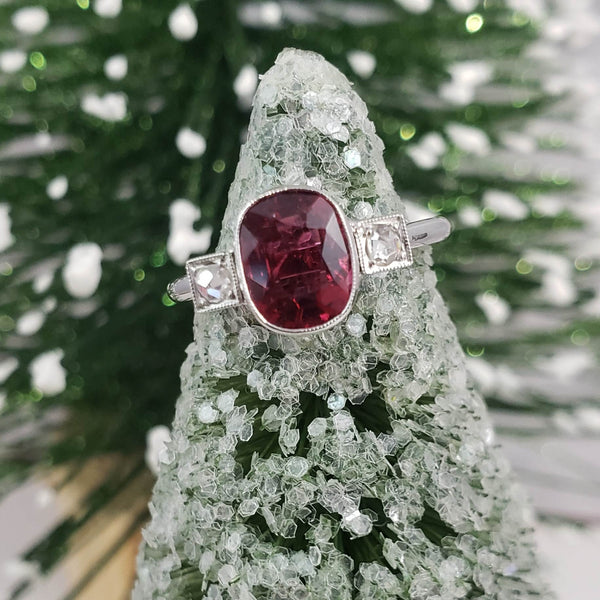 375 white gold pink Tourmaline & Diamond estate Ring