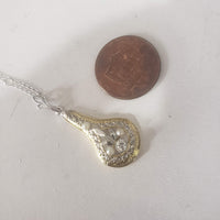 14k gold two tone Deco c.20's - c.30's filigree diamond & pearl pendant necklace