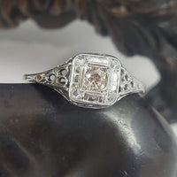 18k gold white gold Edwardian bow filigree champagne diamond Ring
