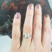 18k gold white gold Edwardian bow filigree champagne diamond Ring