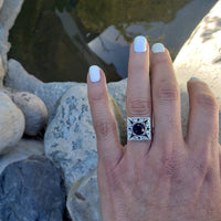 Platinum Art Deco blue sapphire and diamond vintage ring