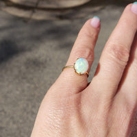 10k yellow gold opal estate ring