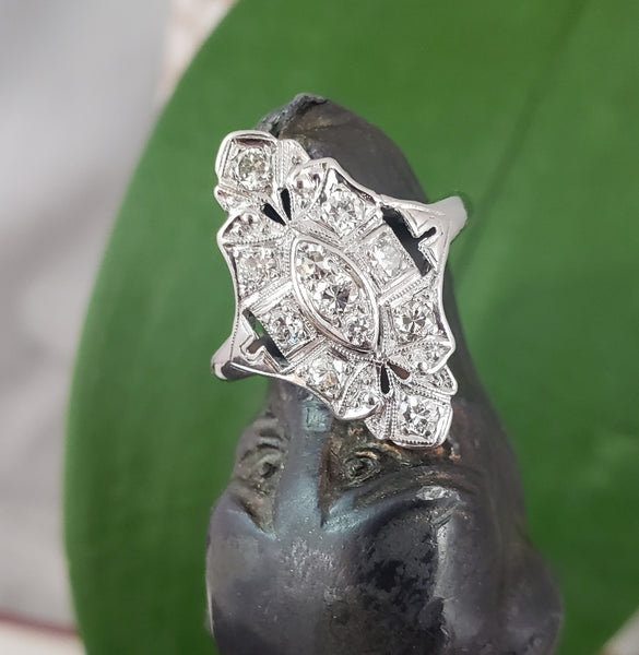18k white gold Diamond estate Art Deco c.20's filigree glove shield Ring