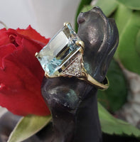 14k gold emerald cut Aquamarine & Diamond estate Deco Ring