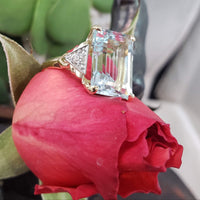 14k gold emerald cut Aquamarine & Diamond estate Deco Ring