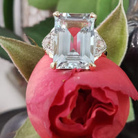 14k gold emerald cut Aquamarine & Diamond estate Deco Ring