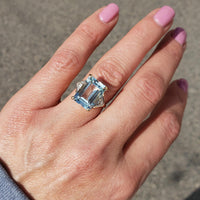 14k gold emerald cut Aquamarine & Diamond estate Deco Ring