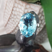 14k white gold HUGE Aquamarine Ring - 18.41ct