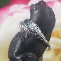 14k white gold green sapphire c.20s filigree Ring