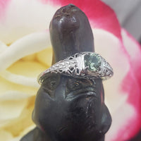 14k white gold green sapphire c.20s filigree Ring