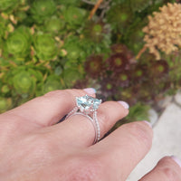 14k white gold 5.40ct Aquamarine & Diamond Ring