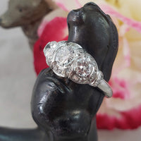 platinum Art Deco c.1920 - 30's 22 diamond ring - 3 three stone