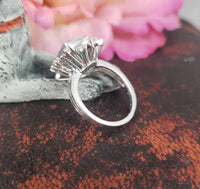 10k white gold Emerald & Diamond estate Retro ring