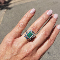 10k white gold Emerald & Diamond estate Retro ring