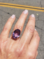 18k Yellow Gold oval AMETHYST estate Cocktail Ring