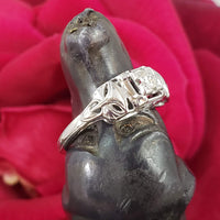 18k white gold c.1920's Art Deco diamond filigree Ring