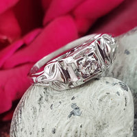 18k white gold c.1920's Art Deco diamond filigree Ring