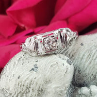 18k white gold c.1920's Art Deco diamond filigree Ring