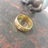 18k Yellow Gold 6.8mm LUCKY hallmarked wedding band - size 8.25