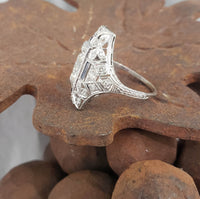 Platinum Diamond & Sapphire estate Art Deco c.20's filigree glove shield Ring