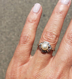 14k white gold Retro pearl & diamond ring
