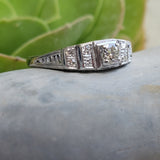 18k white gold Art Deco c.20's - c. 30's diamond ring